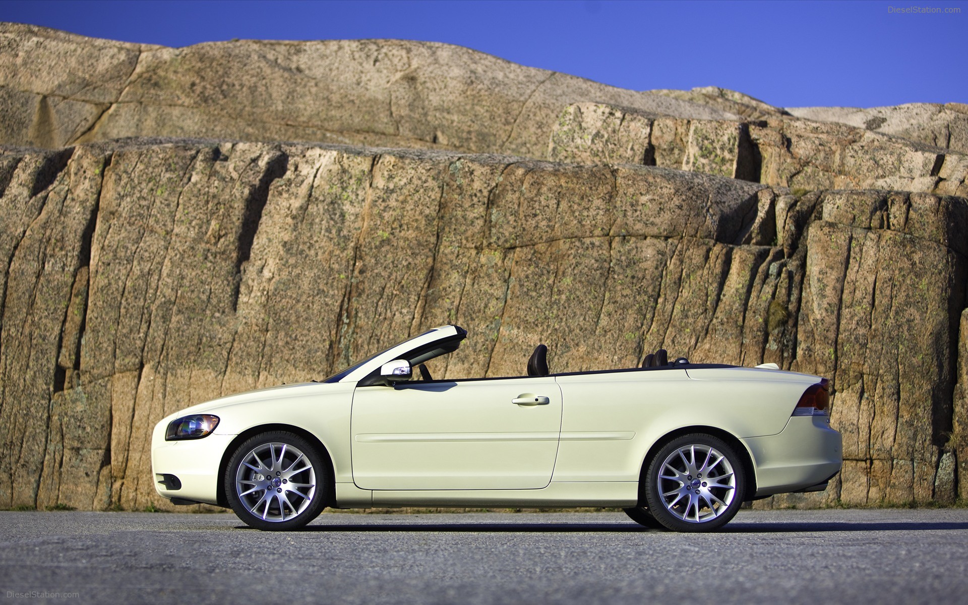 Volvo C70 2009